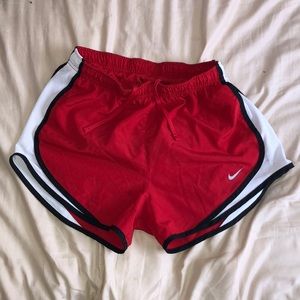 Red Nike shorts small